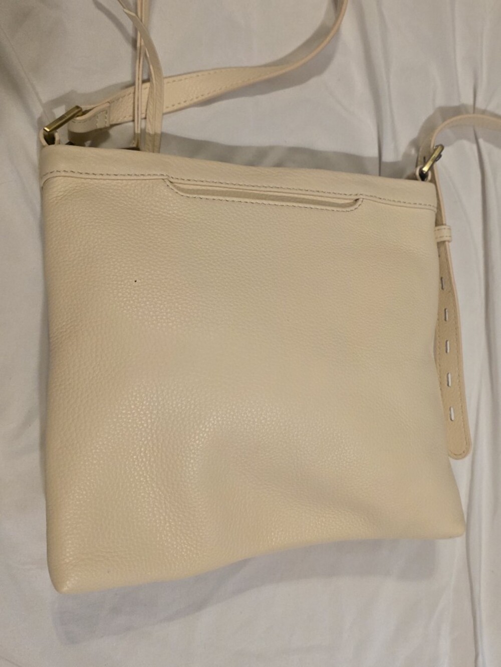 NWOT HOBO Classic Cream Crossbody Shoulder Bag - Picture 3 of 9